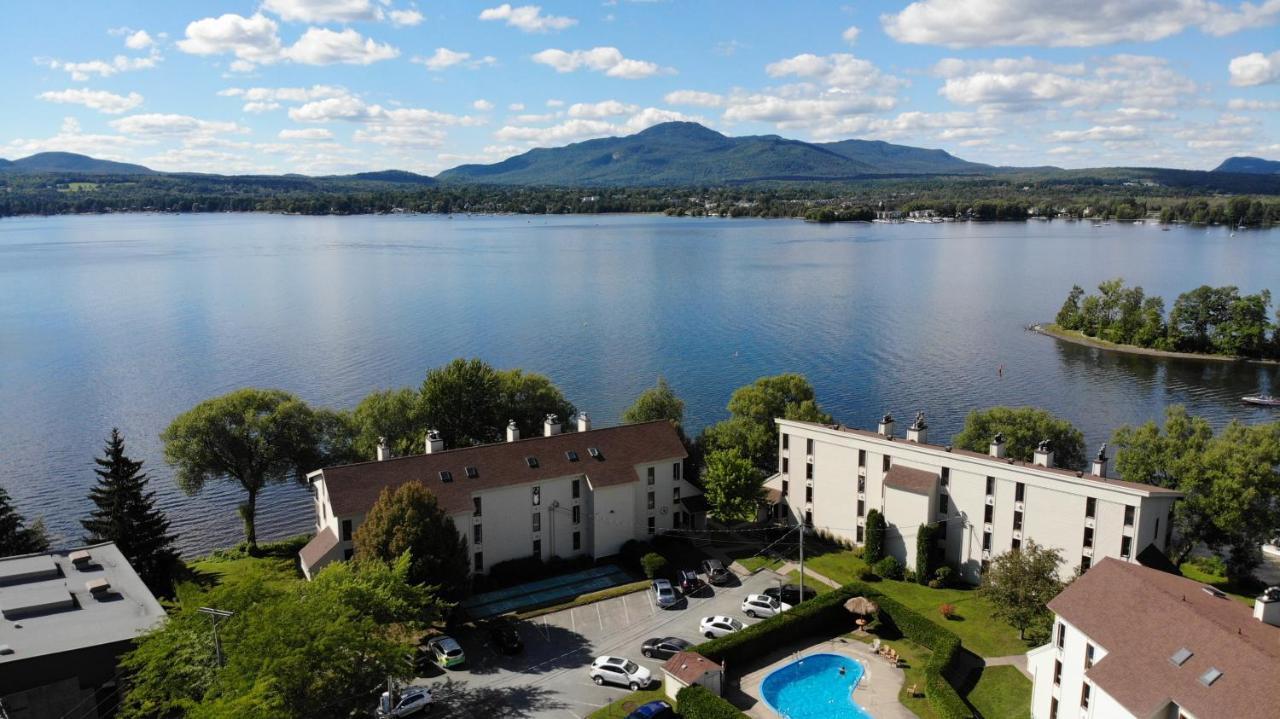 Location Tourisme Estrie - Oberge Du Village Magog ภายนอก รูปภาพ